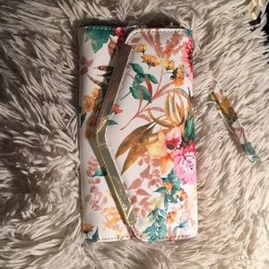 ❗️SOLD❗️Floral wallet